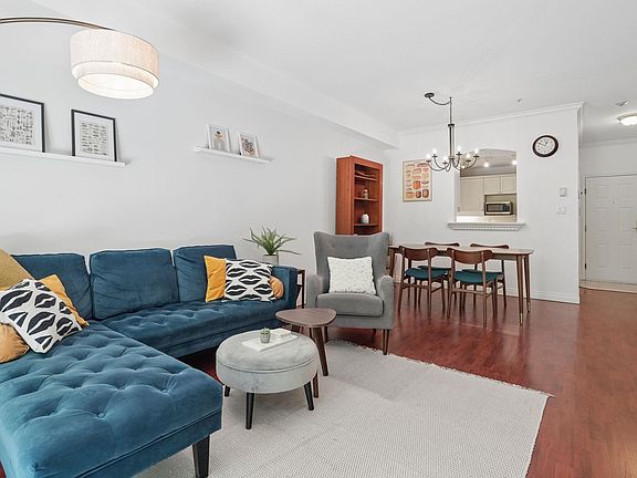 5th image of 5835 Hampton Pl #116