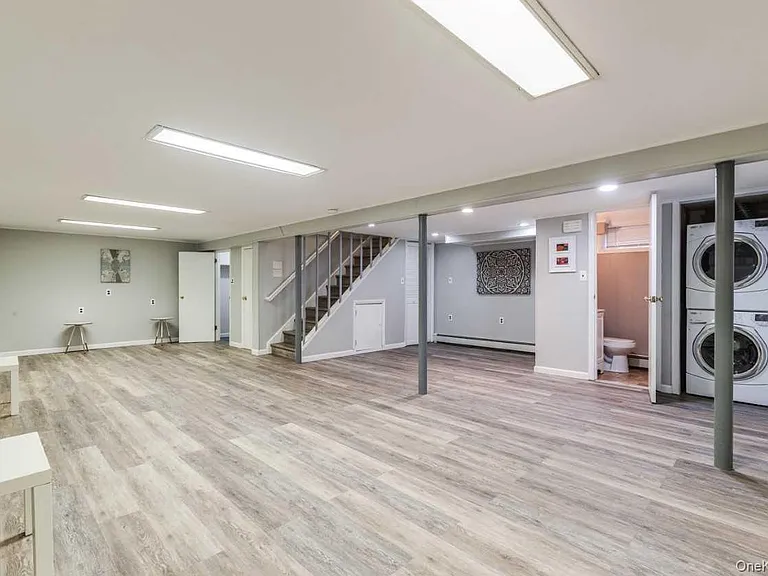 18 Shelter Hill Rd — Photo 19