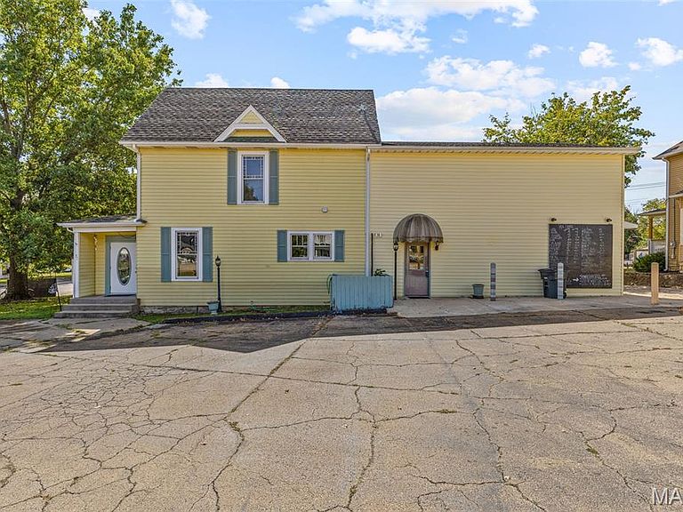 Listing photo 4