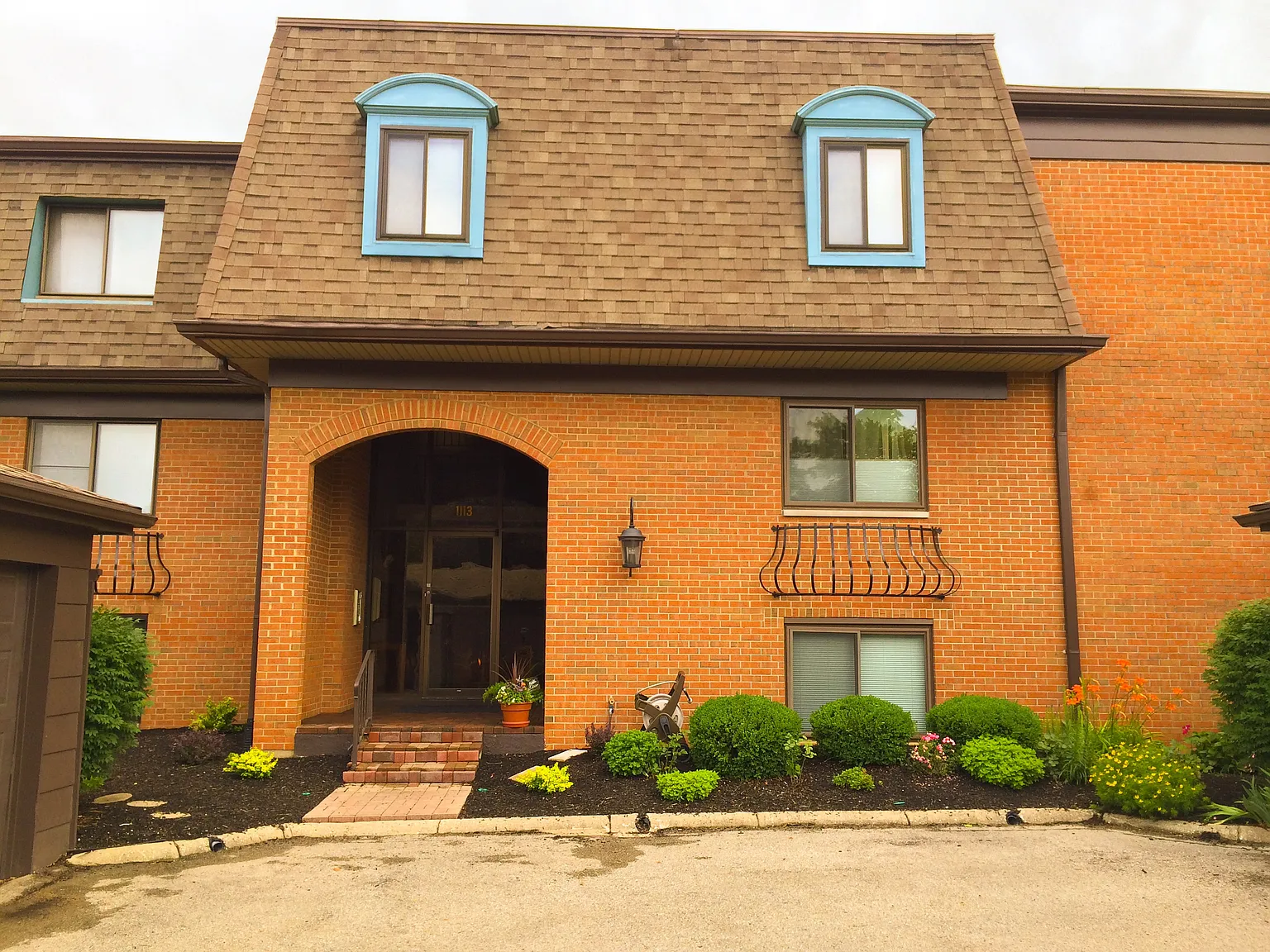1113 Snowshoe Trl APT 24 photo 1