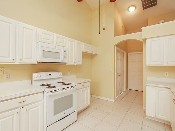 2nd image of 124 Wentwood Dr