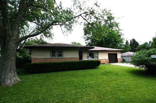 1st image of 301 Prairie Ln