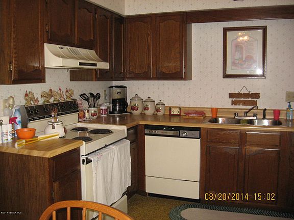 4th image of 1885 Bigelow Ave