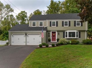 63 Walton Dr, West Hartford, CT 06107