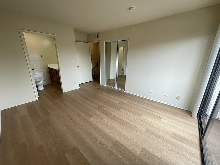 11913 Avon Way — Photo 15