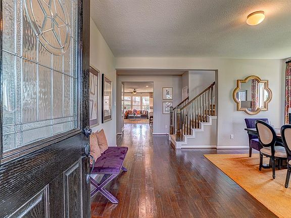 3rd image of 1611 Crown Point Ct