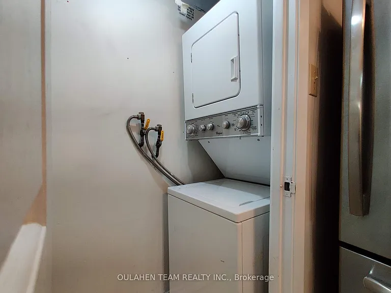 711 Bay St #717 — Photo 12