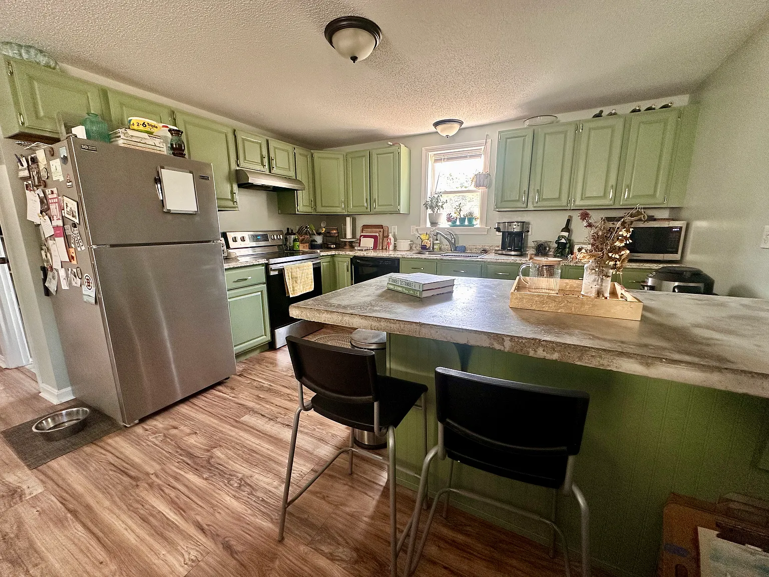 2 bed, 1000 sqft, $2,300 — Photo 4