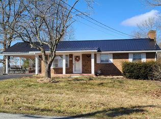 4340 Cumberland Dr SE, Christiansburg, VA 24073