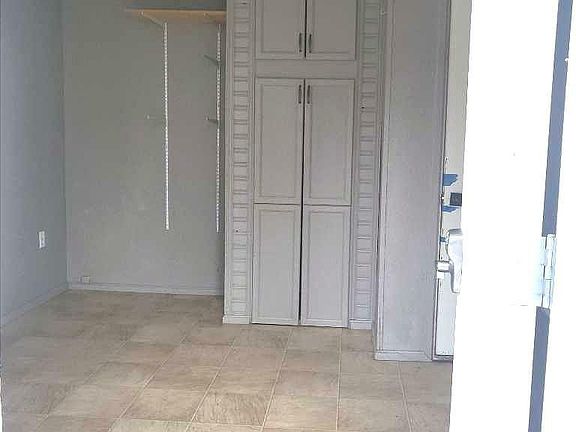 3rd image of 133 Jarvis St #100B