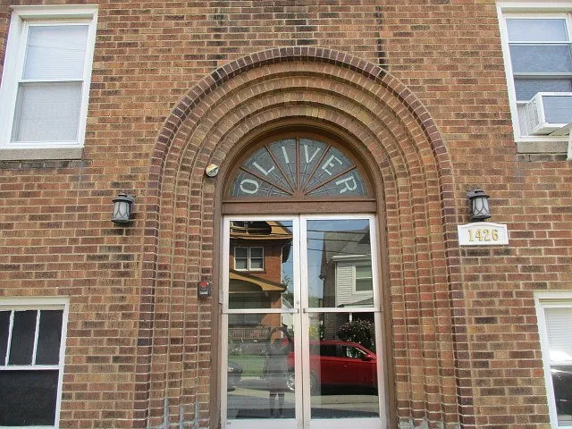 1426 Hillsdale Ave — Photo 11