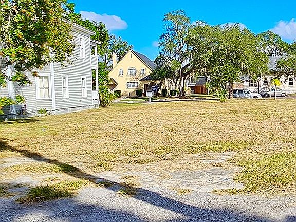 Lot facing East from alley