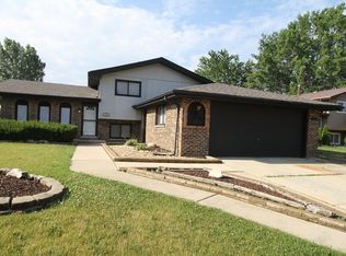 7753 167th St, Tinley Park, IL