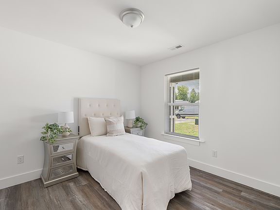 5th image of 1006 Venice Blvd #B