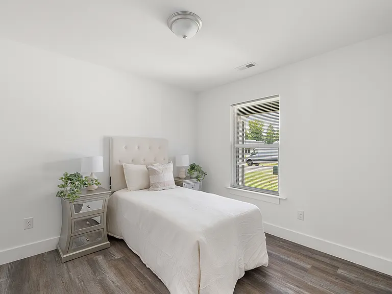 1028 Venice Blvd #B — Photo 17