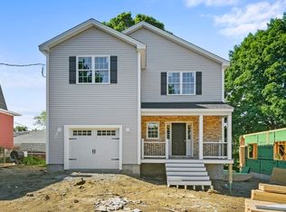 37 Trowbridge Circuit, Worcester, MA 01603