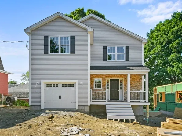 37 Trowbridge Circuit, Worcester, MA 01603