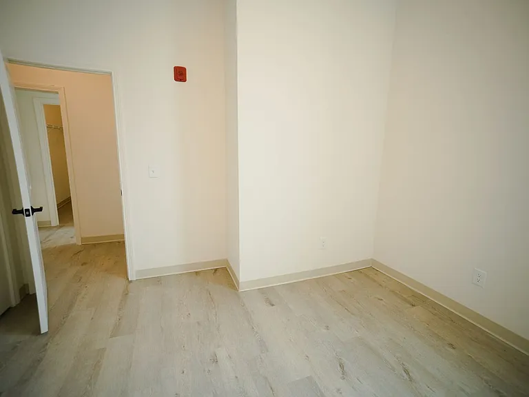350 N Main St — Photo 19