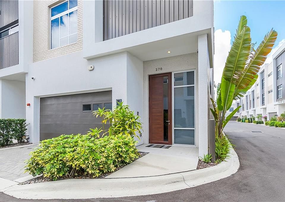 1st image of 270 Cosmopolitan Ct
