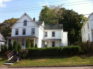 22 Peck St #B, Norwich, CT 06360