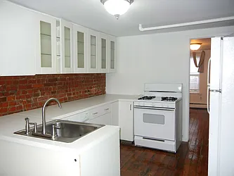 Rented by Brooklyn Heights Real Estate Inc