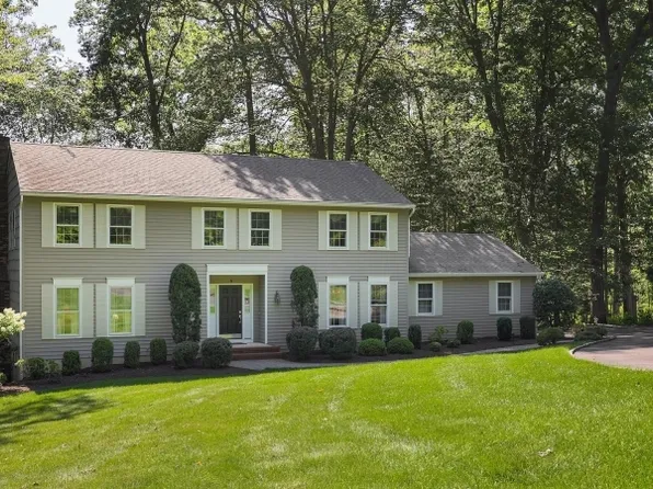 6 Deerwood Trl, Warren Twp., NJ 07059