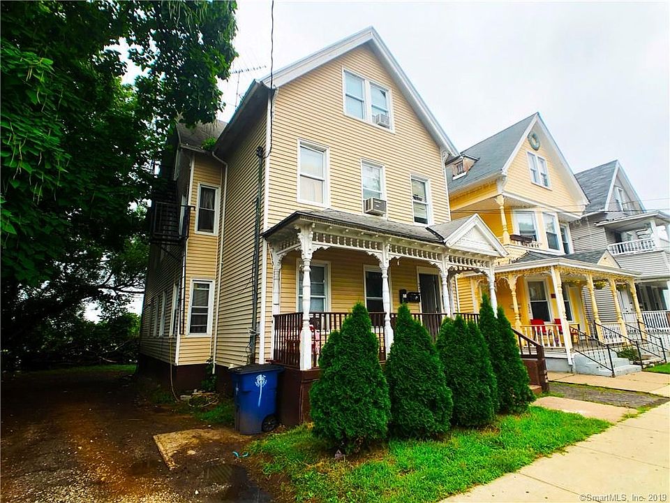 2nd image of 270 Greenwich Ave