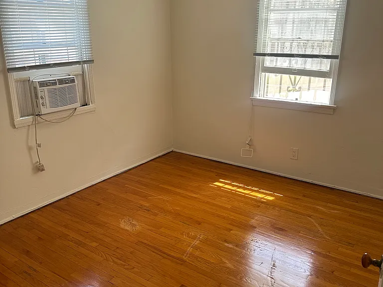 959 Gayley Ave #11 — Photo 6