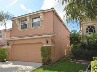 7674 Oak Grove Cir, Lake Worth, FL 33467