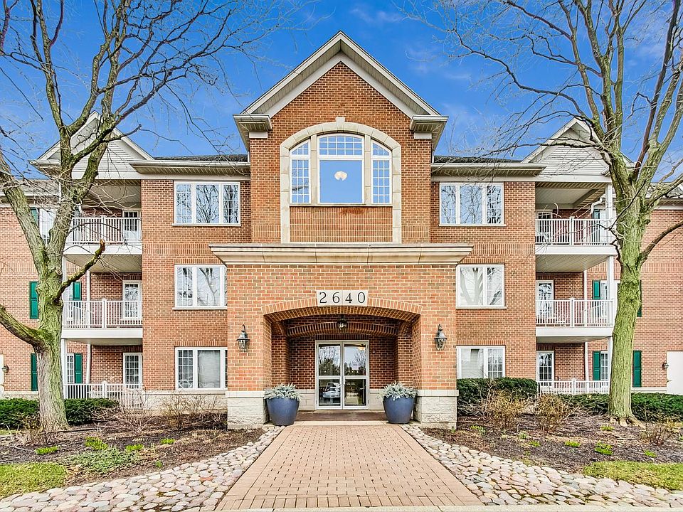 1st image of 2640 Summit Dr Unit 209