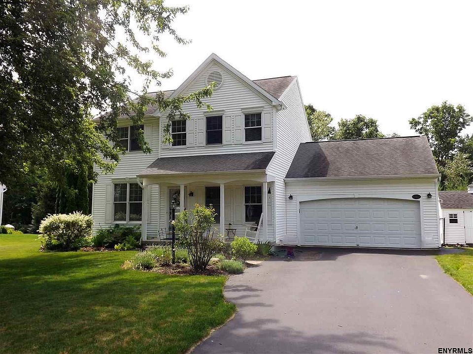 1st image of 55 Bayberry Dr