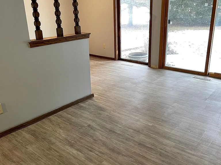 W150S7046 Cornell Cir — Photo 20