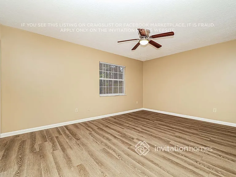 4402 Presidential St — Photo 8