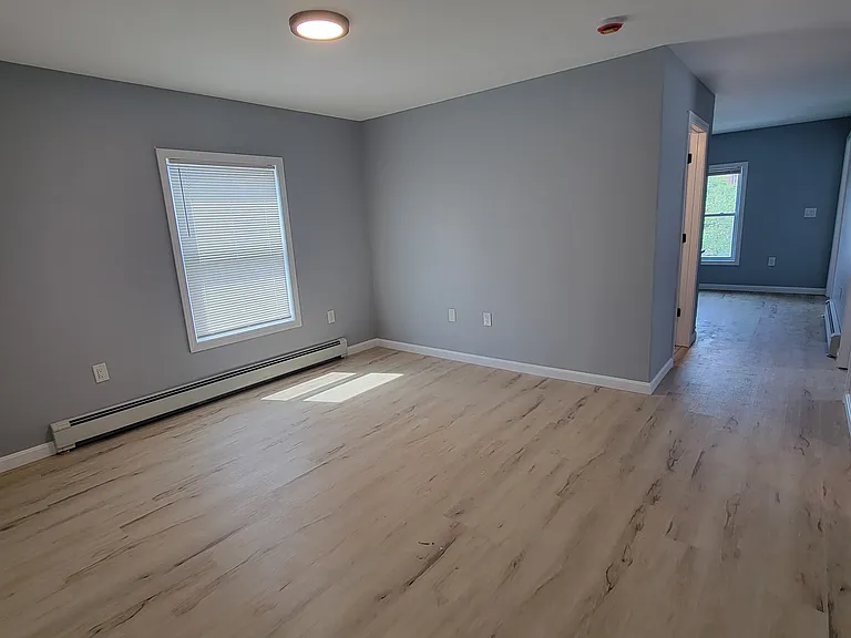 238 Auburn St #3 — Photo 4