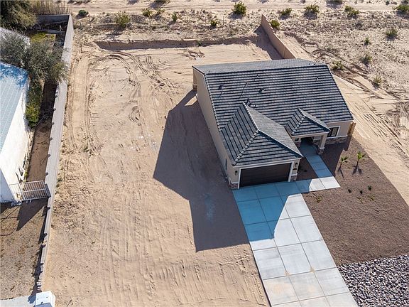 3rd image of 5104 S Antelope Drive
