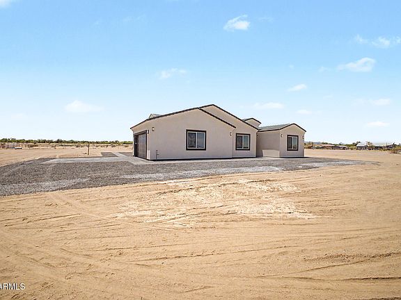 3rd image of 40461 W ROBLES Road