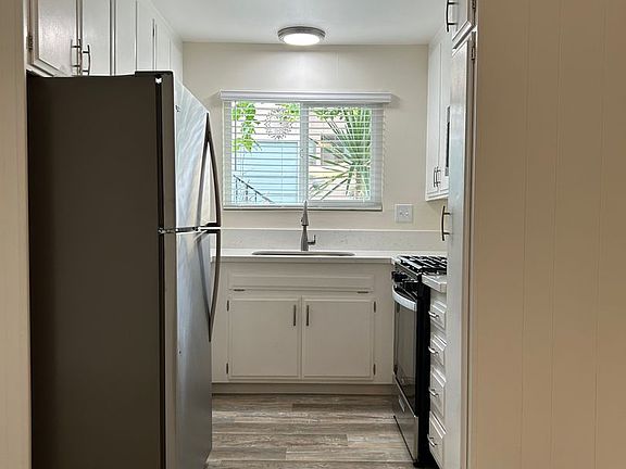 5th image of 4675 Louisiana St APT 3