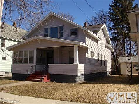 1st image of 1374 5th St