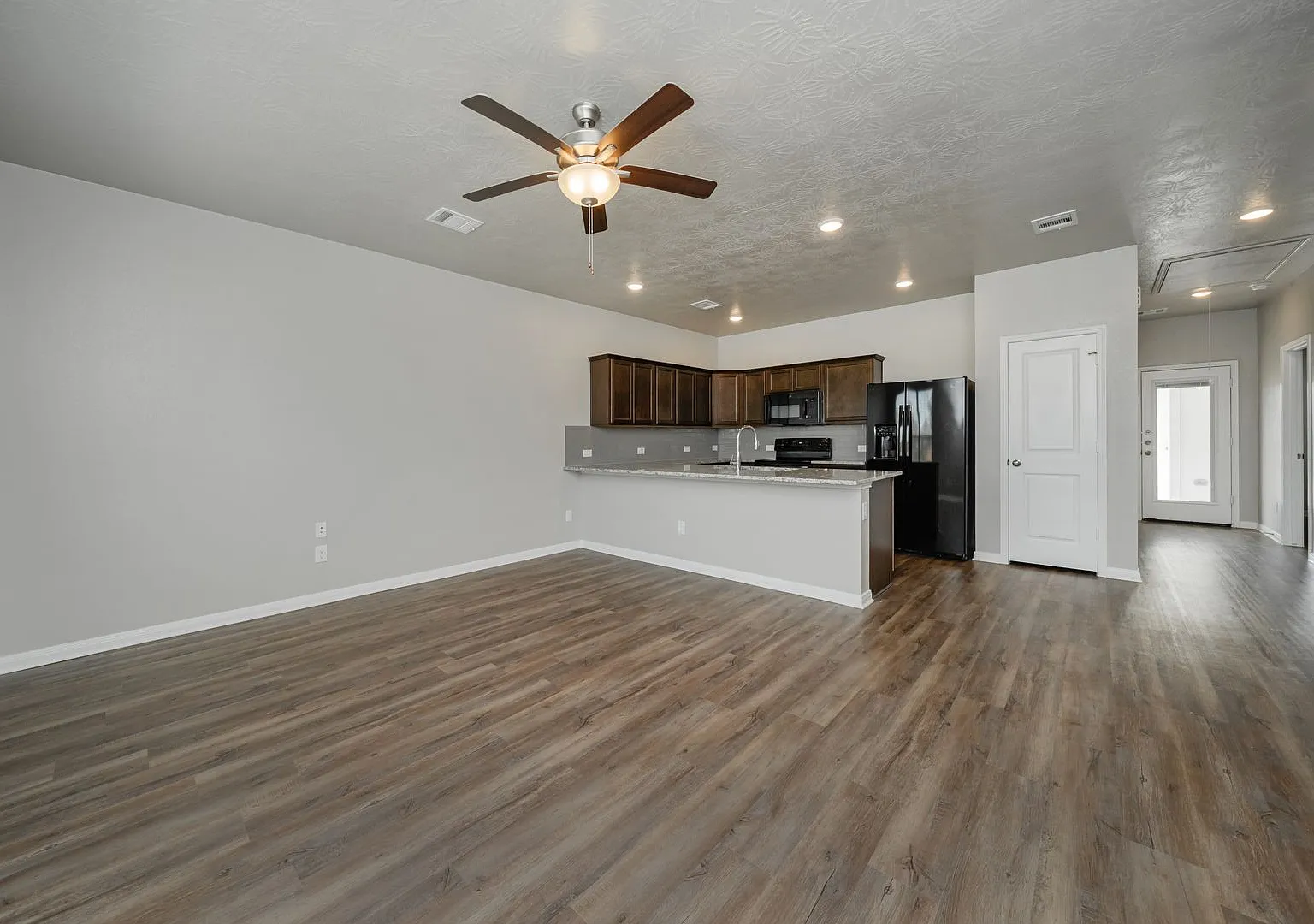 2015 Vintage Farms Way — Photo 3