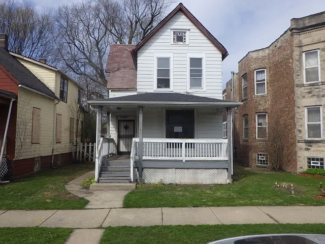 10916 S Wabash Ave photo 1