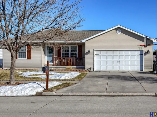 2300 SW Soukup Dr, Lincoln, NE 68522