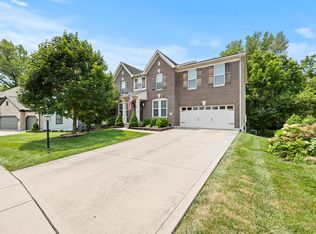 210 Blue Jacket Cir, Pickerington, OH 43147