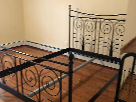 2nd image of 1819 Trafalgar Pl #1