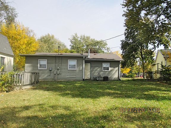 4th image of 3202 N Wellington Ave