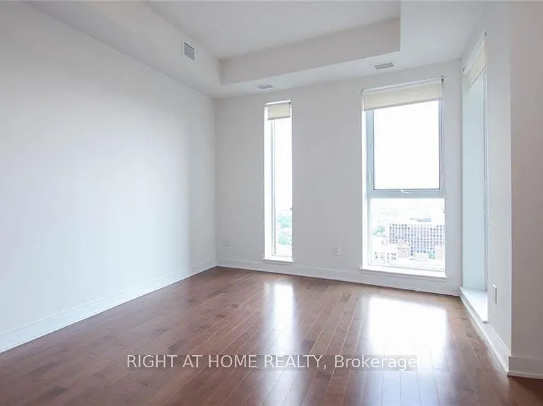 40 Nepean St #2306 — Photo 15