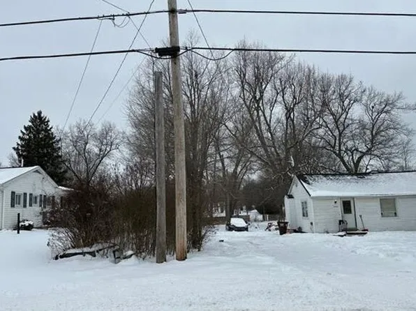 3402 Ogden Hwy, Adrian, MI 49221