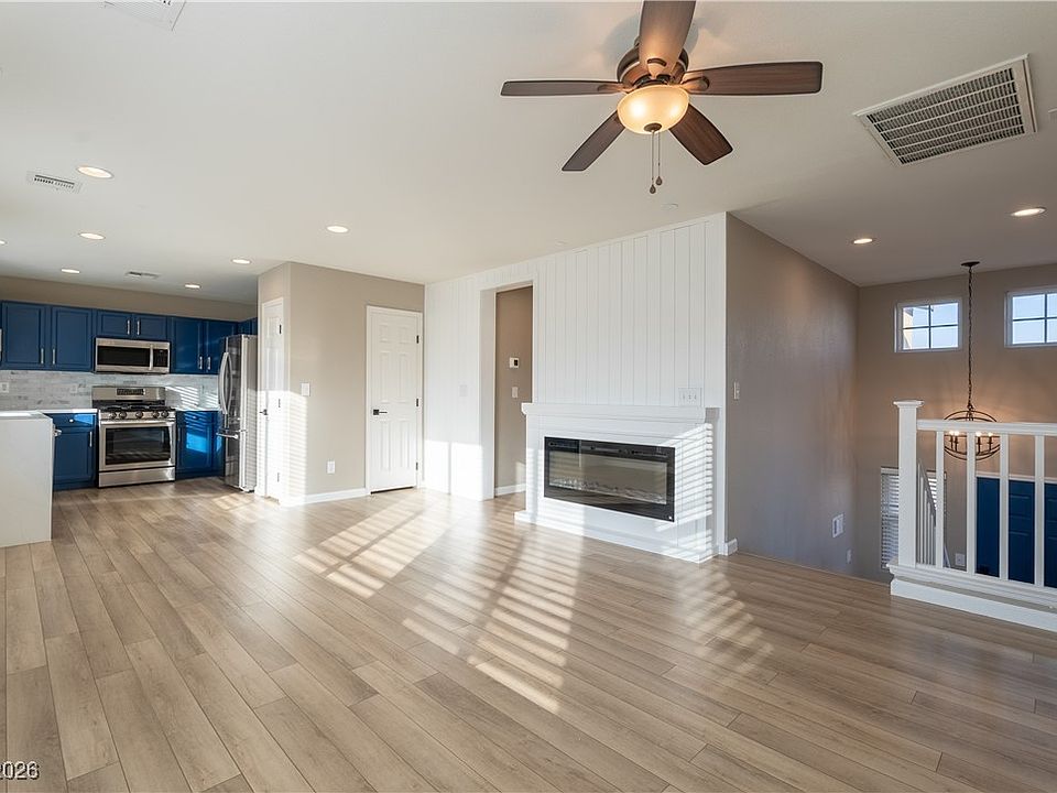 1st image of 11015 Sardinia Sands Dr