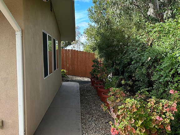 3rd image of 9342 Loren Dr