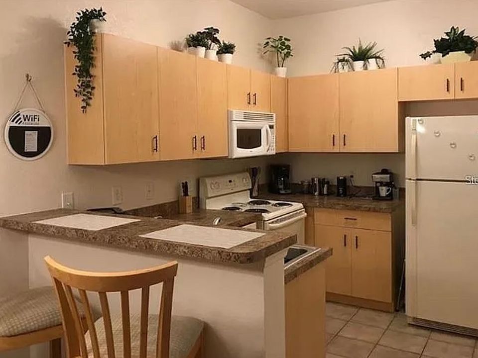 2nd image of 341 Port Pleasant Dr