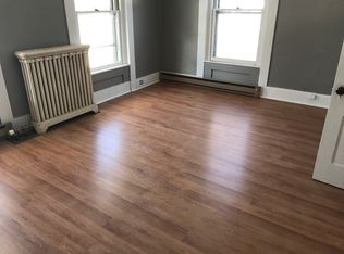 31 High St APT 1, Sunapee, NH 03782